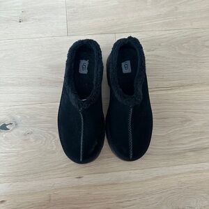 UGG Heights Cozy Clogs in Black